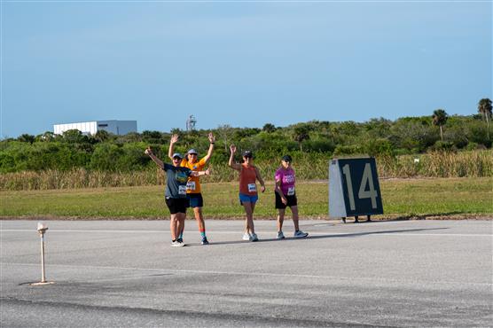 2025_KSC_WalkRun_SeanCannon-67_thumb